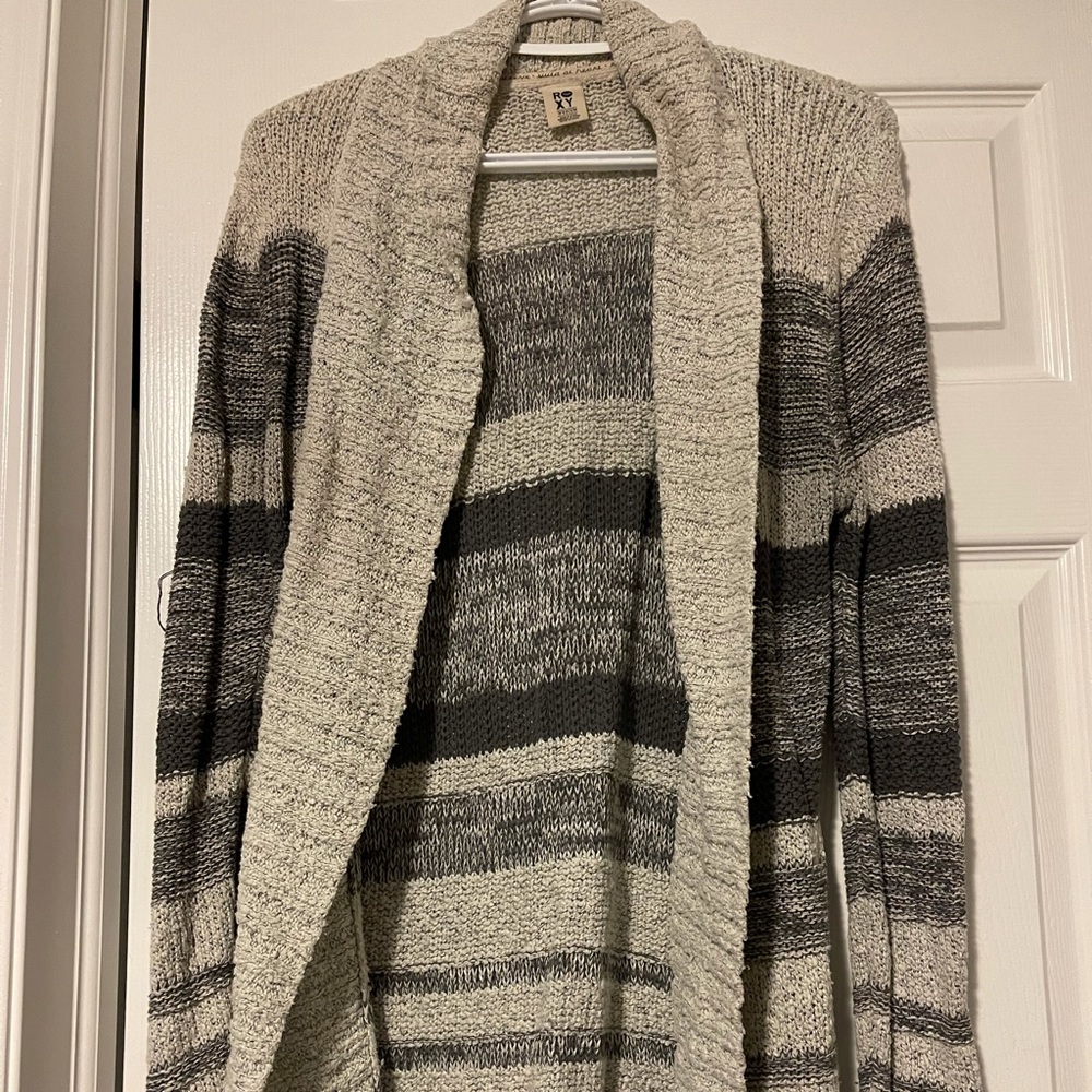 Roxy cardigan